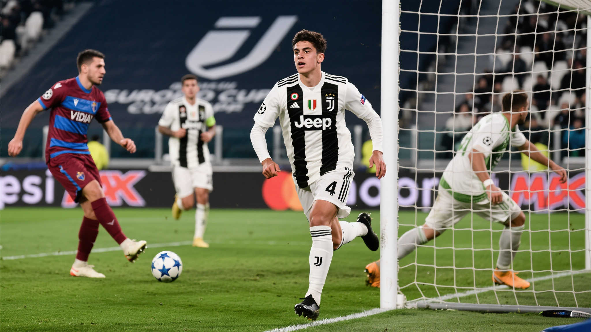 伊尔迪兹梅开二度+制造乌龙,弗拉霍维奇建功,尤文4-1大胜维达德 伊尔迪兹梅开二度+制造乌龙,弗拉霍维奇建功,尤文4-1大胜维达德